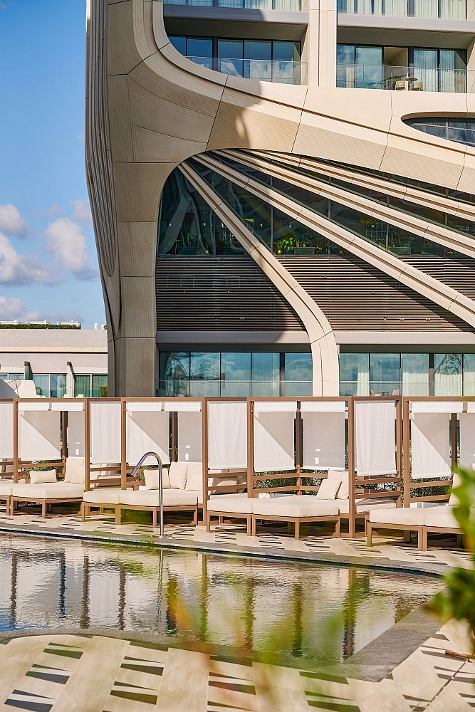 215qMEMalta-Cabana Restaurant.jpg