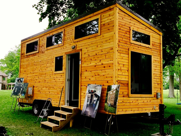 resize_tinyhouse.jpg