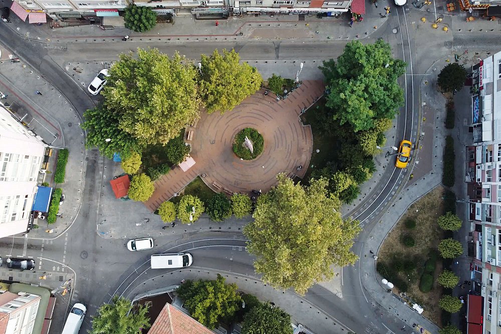 Kadıköy_2_oncesi_30x20cm.jpg