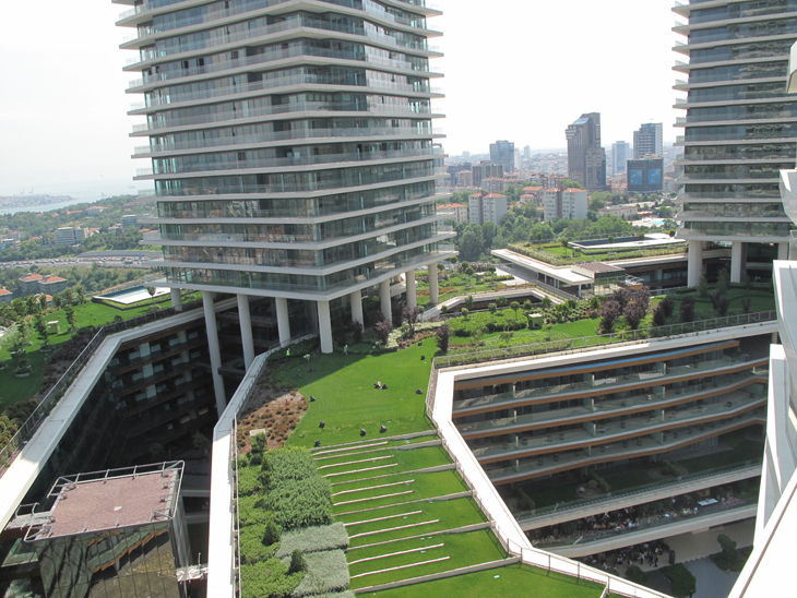 Ondugreen_Zorlu_Center.jpg