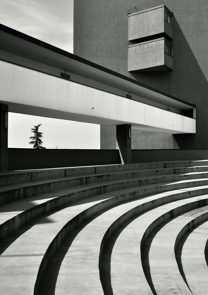 Burçin-Yıldırım_Gallaratese-II-Housing-Carlo-Aymonino_2.jpg