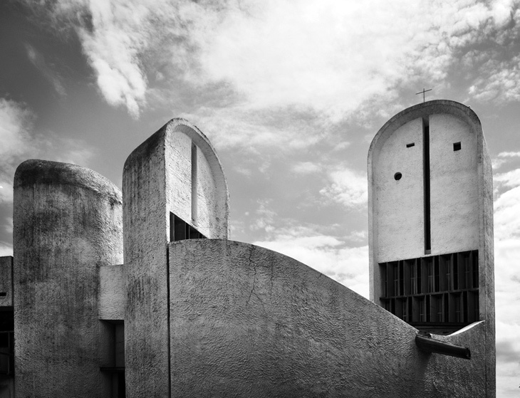 Burçin-Yıldırım_Notre-Dame-du-Haut,-Ronchamp--Le-Corbusier.jpg