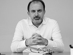 ALPER AKSOY.jpg