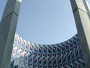 sh-p-mon-08.jpg