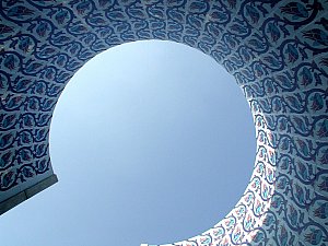 sh-p-mon-09.jpg