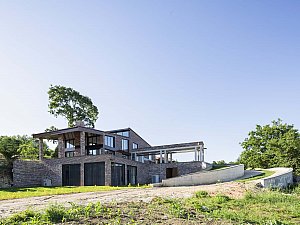 bukhari (2).jpg