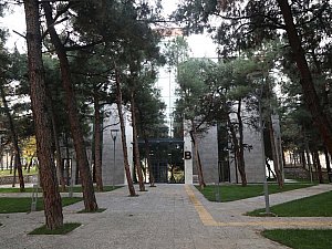 Bursa Teknik Üniversitesi B Blok Eğitim Binası