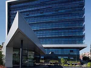 Ibb Kasimpasa Beyaz Masa Binasi