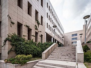 izmir_adliye (10).jpg