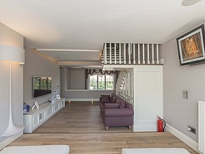 1 (7).jpg