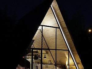 0 (4).jpg