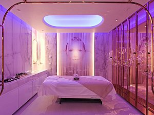 033-LONGLIFE HEALTH SPA_LUCIA MAGNANI SKINCARE_CABINA VISO_02_B.jpg