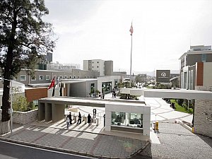 Yaşar Üniversitesi Kampüsü