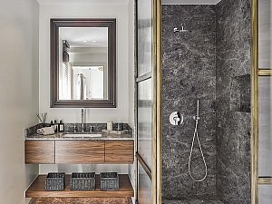 zekeriyakoy_escapefromsofa (9).jpg