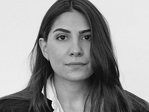 Ceren-Özşahin-Portre.jpg