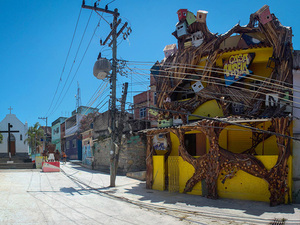casa-amarela1.jpg