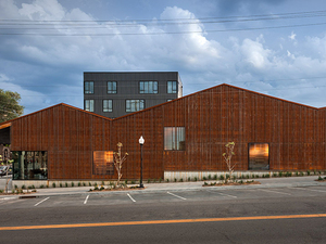 blue-barn-theatre-7777.JPG