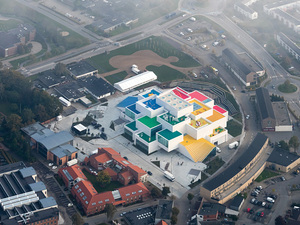 legohouse.jpg