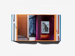 final_new_koolhaas_elements_of_arch_va_image020_04634.jpg
