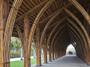 05-roofed-entrance.jpg