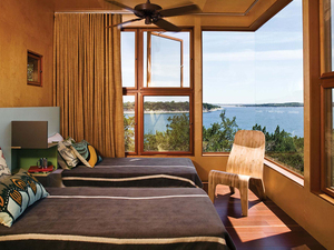 Art_Gray_TH_Interior_bedroom_lowres2000.jpg