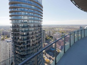 MAD_05049_Absolute Towers_p_07_dayview_by Iwan Baan_small.jpg
