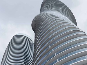 MAD_05049_Absolute Towers_p_09_dayview_by Iwan Baan_small.jpg