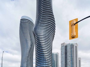 MAD_05049_Absolute Towers_p_10_dayview_by Iwan Baan_small.jpg