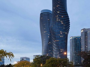 MAD_05049_Absolute Towers_p_12_nightview_by Iwan Baan_small.jpg
