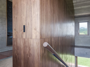 24_Staircase2000.jpg