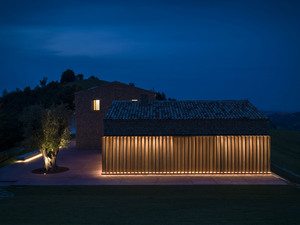46_Night view2000.jpg