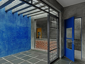 16 - Classroom with the breakout space.jpg