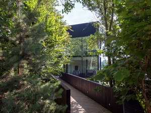 3_Glass_Villa.jpg