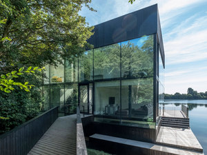 7_Glass_Villa.jpg