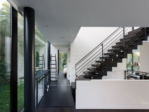 8_Glass_Villa.jpg