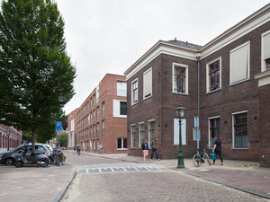 Langebrug Student Housing by mecanoo architecten 420002000.jpg