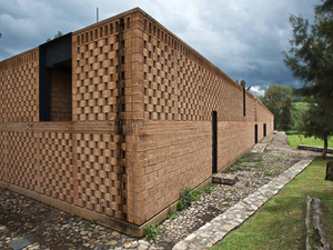 manset_hacı_route_brick.jpg