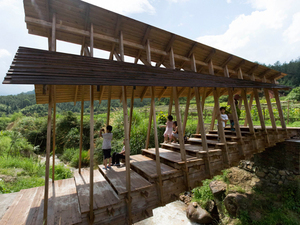 manset_windandrain_bridge.jpg
