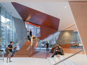 4 - Lobby, photo by Iwan Baan2000.jpg