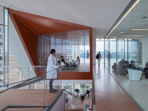 8- Roy and Diana Vagelos Education Center_View of meeting room with Hudson River beyond_Photo by Iwan Baan2000.jpg