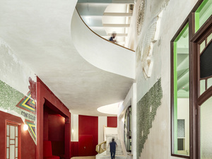 floresprats-salabeckett-62408-ph_02_vestibule and skylight_photoadri+ágoula_lr14401440.jpg