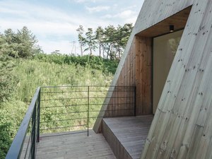 06_Shear House_North East @ Terrace_Song Yousub.jpg