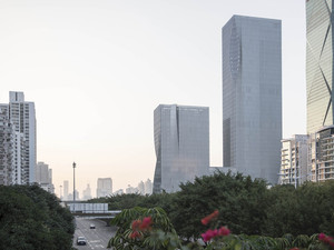copyright_laurianghinitoiu_big_shenzhen-0342_original.jpg