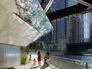 ChicagoRiverwalk_KateJoyce_03.jpg