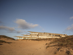 ARSUF_1042000.jpg