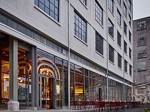 The Commons Restoran ve Bar