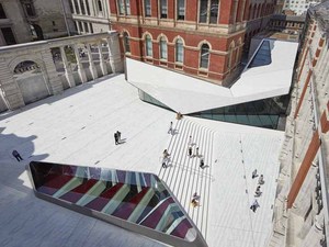 018_The Sackler Courtyard, V&A Exhibition Road Quarter, designed by AL_A _Hufton+Crow2000730.jpg