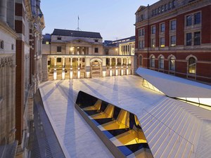 001_The Sackler Courtyard, the V&A Exhibition Road Quarter, designed by AL_A _Hufton+Crow2000.jpg
