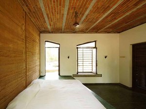 1460S-1886Javier-Callejas18001500.jpg