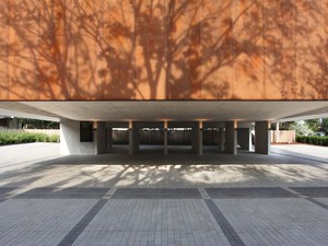 Shim-Sutcliffe Architects - Wong Dai Sin Temple -04- James Dow.jpg